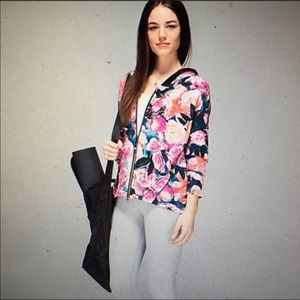 Lululemon hold your om sweatshirt